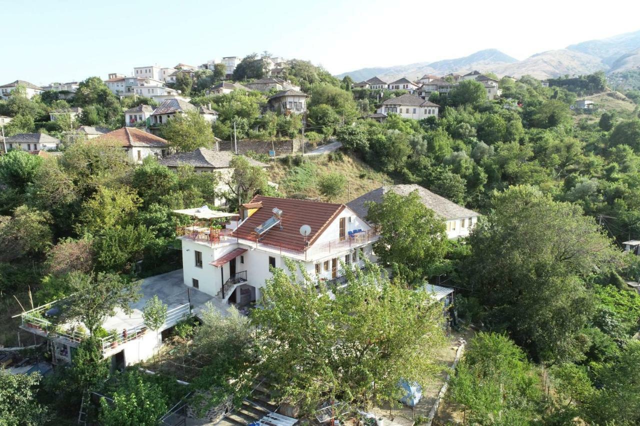 Guest House Argjiro Castle Gjirokastër Dış mekan fotoğraf